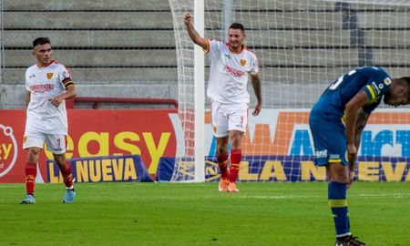 Boca Unidos sorprendió a Rosario Central y lo eliminó de la Copa Argentina. Boca Unidos sorprendió a Rosario Central y lo eliminó de la Copa Argentina.
