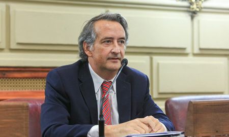 El diputado nacional de La Libertad Avanza, Nicolás Mayoraz, criticó el proceso de reforma constitucional iniciado en la provincia de Santa Fe. El diputado nacional de La Libertad Avanza, Nicolás Mayoraz, criticó el proceso de reforma constitucional iniciado en la provincia de Santa Fe.