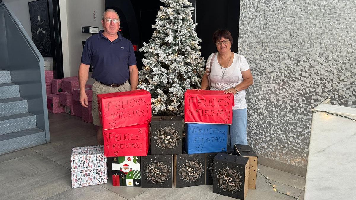 La campaña solidaria que AIRE impulsa junto al Movimiento Los Sin Techo continúa sumando cajas navideñas. La campaña solidaria que AIRE impulsa junto al Movimiento Los Sin Techo continúa sumando cajas navideñas.