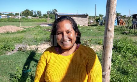 Camila Quiroga fue la primera mujer en disputarle el caciquismo a un hombre en la comunidad Qom. Camila Quiroga fue la primera mujer en disputarle el caciquismo a un hombre en la comunidad Qom.