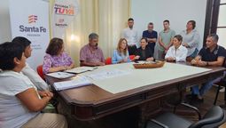 altText(En Coronda, la Provincia firmó escrituras a familias a través del programa 
