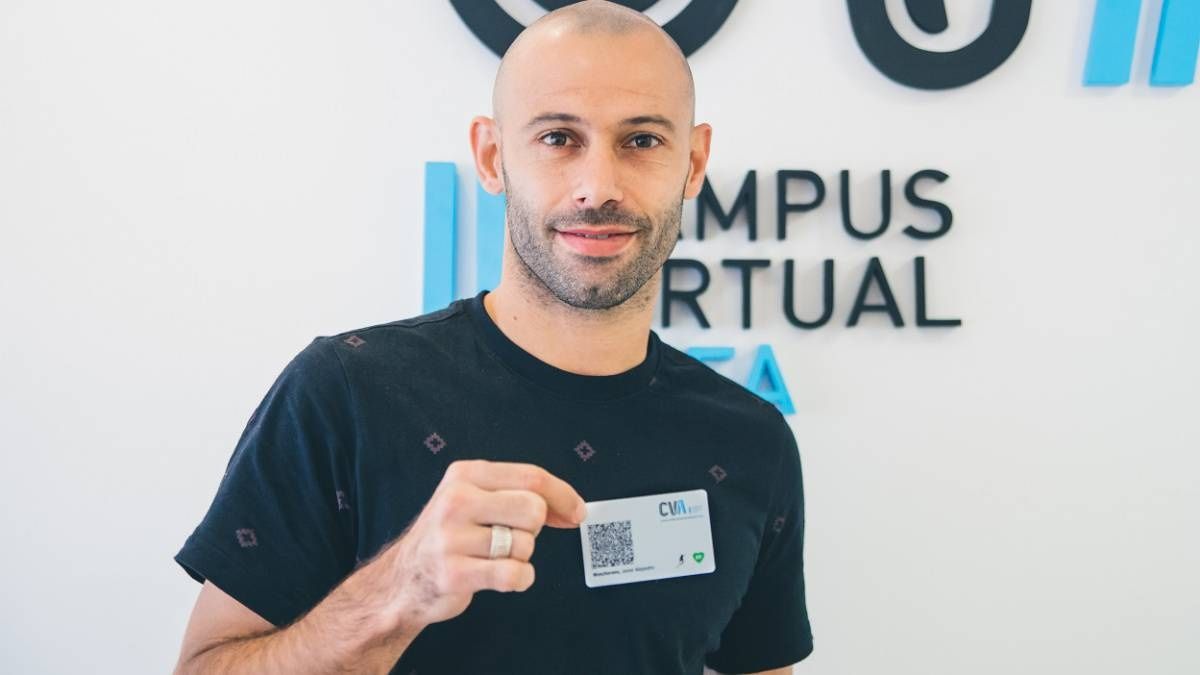 Mascherano se recibió de director técnico