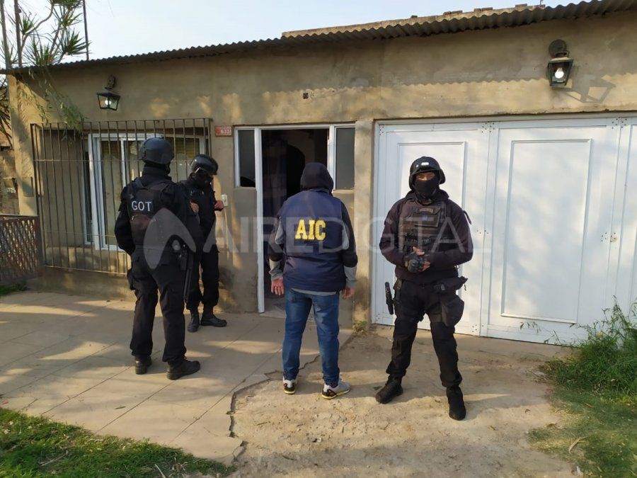 El allanamiento se llevó a cabo a primeras horas de la mañana