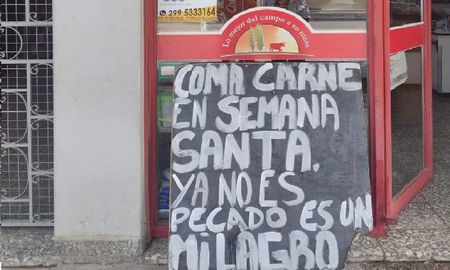 Una carnicería de Río Negro se hizo viral debido a sus bromas por la inflación Una carnicería de Río Negro se hizo viral debido a sus bromas por la inflación
