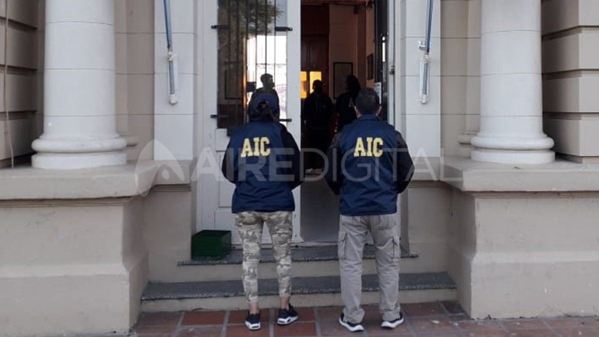 En la alcaidía fue allanado particularmente el sector destinado al personal policial y la oficina del jefe.