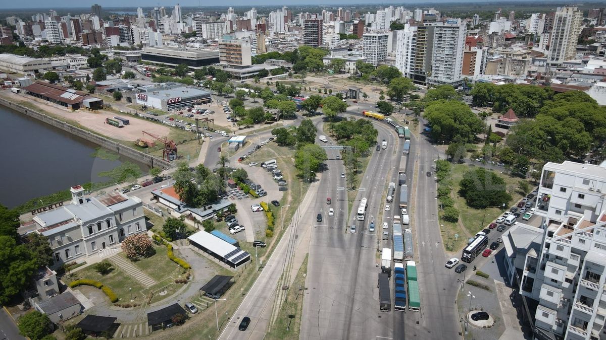 AIRE realizó la cobertura del corte charlando con los afectados y con imágenes desde un dron.