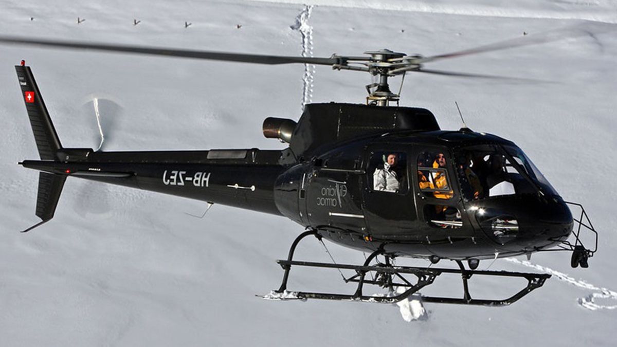 Вертолет сми. Вертолет Eurocopter as350. Крушение вертолёта Eurocopter EC-120. Еврокоптер АС-50. As 350 b3 вертолет.
