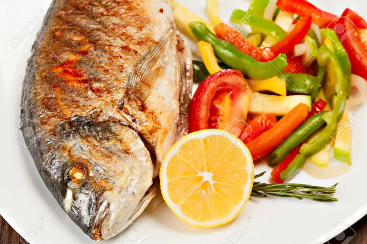 El Papagayo Comedor De Pescados