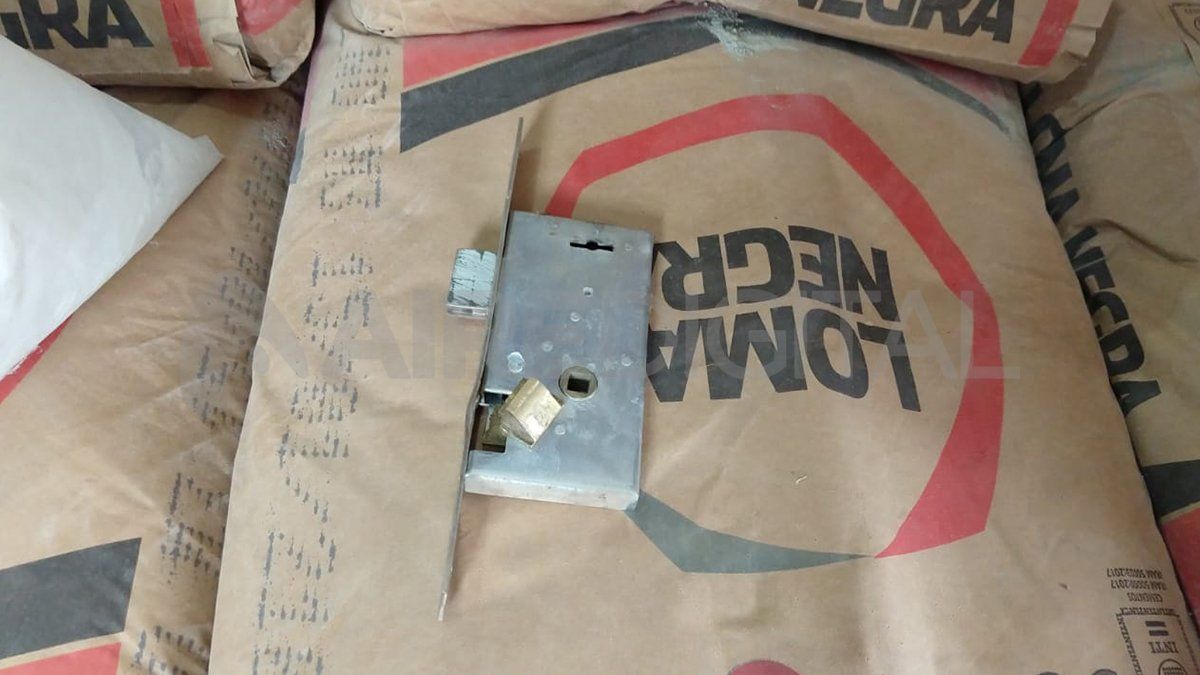 Inseguridad sin restricciones nocturnas: robaron en una ferretería de barrio Las Flores