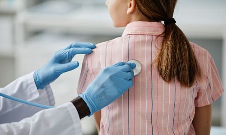 Por el momento, no hubo avances para destrabar el conflicto que mantienen pediatras de Santa Fe con las principales obras sociales y prepagas. Por el momento, no hubo avances para destrabar el conflicto que mantienen pediatras de Santa Fe con las principales obras sociales y prepagas.