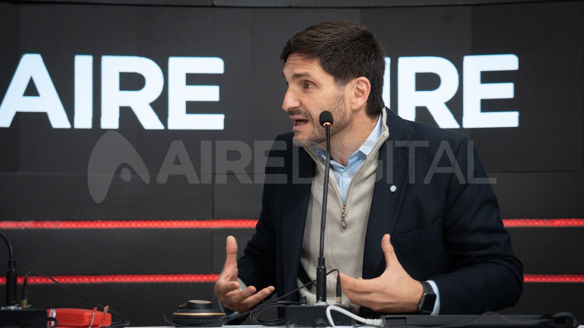 Pullaro aceptó el desafío, pero puso una condición: que al debate se sume el Frente de Todos. Pullaro aceptó el desafío, pero puso una condición: que al debate se sume el Frente de Todos.