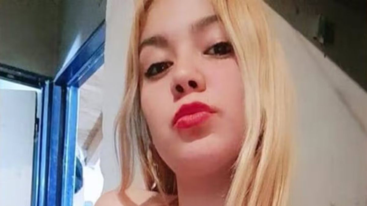 Luciana Muñoz fue vista por última vez el 13 de julio de 2024, cerca del barrio Gran Neuquén Norte. Luciana Muñoz fue vista por última vez el 13 de julio de 2024, cerca del barrio Gran Neuquén Norte.