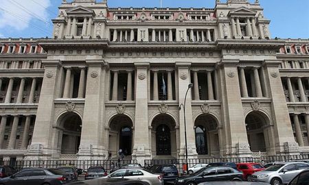 La Corte Suprema dejó firme la condena de un hombre por el asesinato de su hijo en Temperley. La Corte Suprema dejó firme la condena de un hombre por el asesinato de su hijo en Temperley.