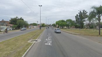 Apedrearon una concesionaria en barrio Barranquitas y dañaron varios vehículos