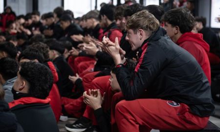 Se realizó una charla orientada a jóvenes deportistas y formadores. Se realizó una charla orientada a jóvenes deportistas y formadores.