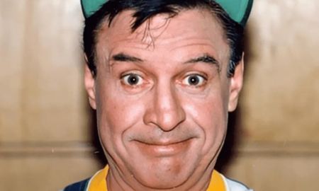 Godínez era interpretado por Horacio Gómez Bolaños, el hermano menor de Chespirito. Godínez era interpretado por Horacio Gómez Bolaños, el hermano menor de Chespirito.