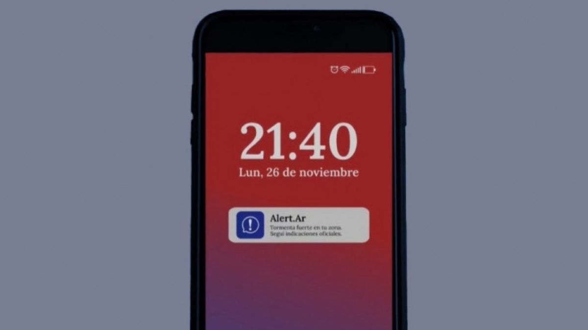 AlertAR enviará avisos inmediatos a todos los celulares ubicados en una zona de emergencia.