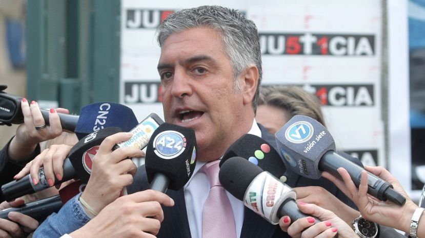 "Se suspende por un planteo de la defensa de los Policías que balearon a Lucas que querían estar", señaló Gregorio Dalbón.