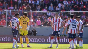 Los tres jugadores titulares de Unión que tienen un pie afuera del club para la temporada 2026