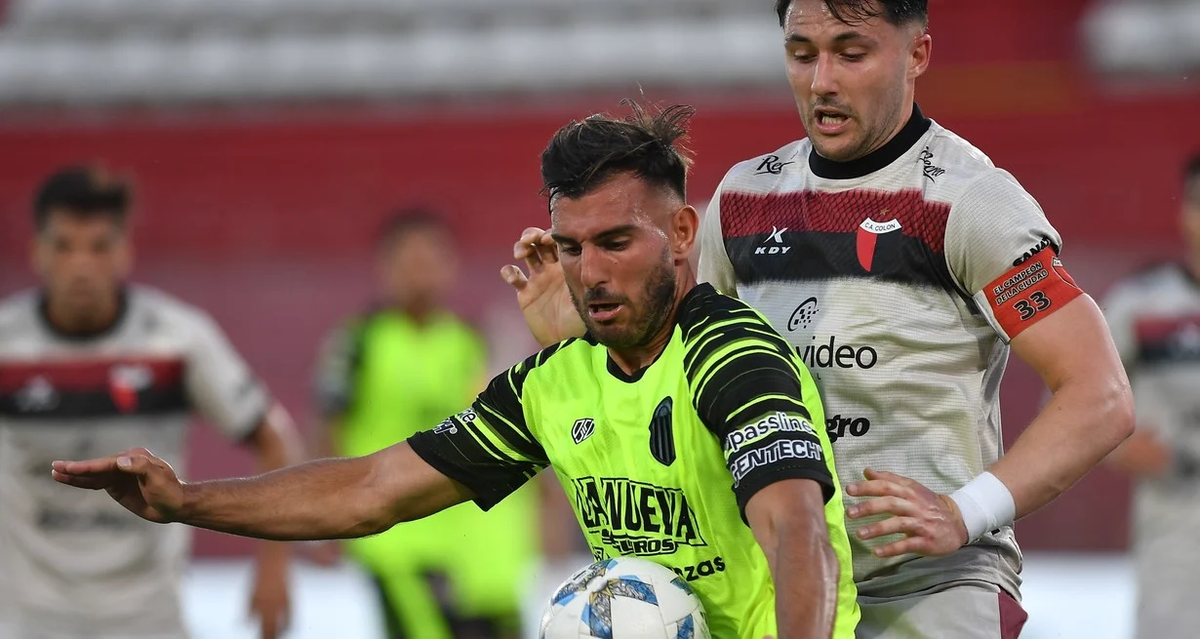 Facundo Garcés es el capitán de Colón en la Copa de la Liga 2023. Facundo Garcés es el capitán de Colón en la Copa de la Liga 2023.