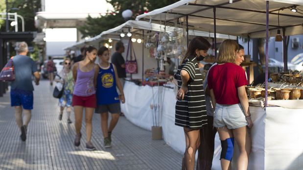 La agenda de verano apuesta al espacio público y a propuestas que integran música, arte y comunidad.