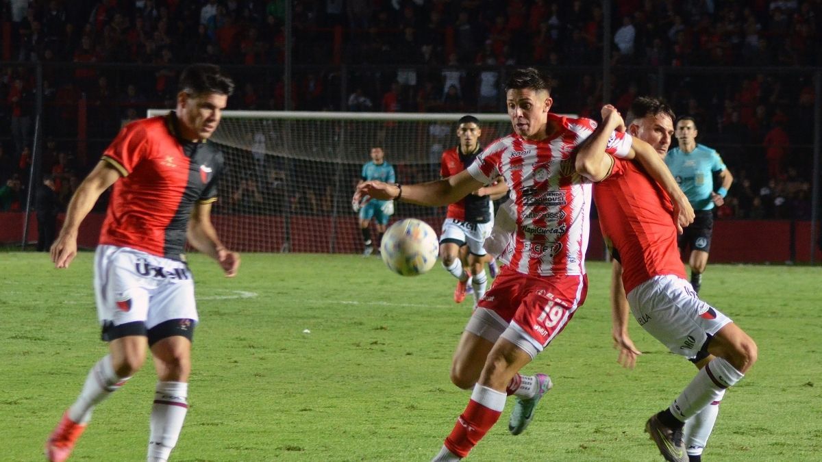 La racha que rompió un equipo del fútbol argentino visitar a Colón en Santa Fe