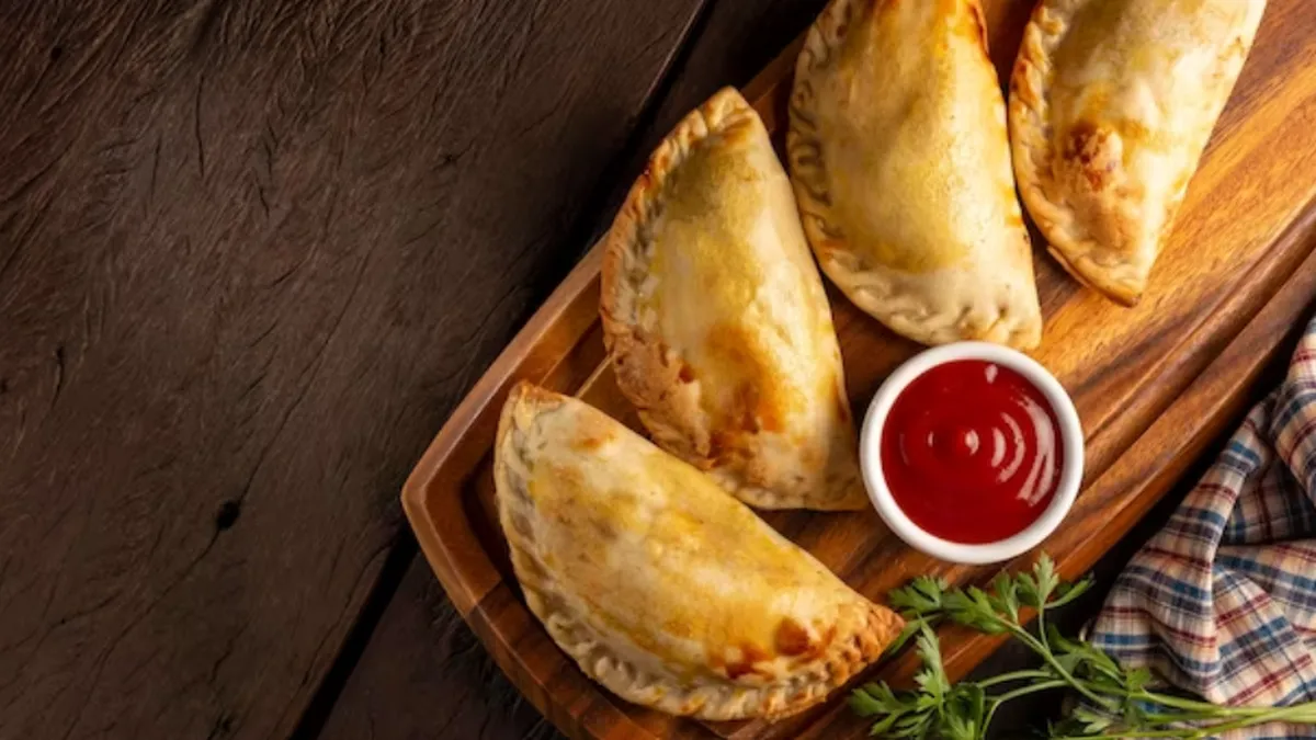 Las empanadas de carne cortada a cuchillo es una de las mejores opciones para sorprender a tu familia. Las empanadas de carne cortada a cuchillo es una de las mejores opciones para sorprender a tu familia.