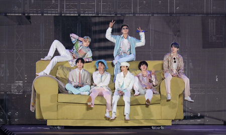 BTS se reencontró con ARMY en su show Permission To Dance On Stage, el cual fue visto en 197 países. BTS se reencontró con ARMY en su show Permission To Dance On Stage, el cual fue visto en 197 países.