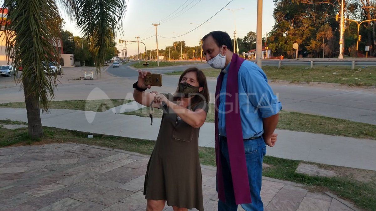 Se vivieron momentos de mucha alegría en la parroquia Nuestra Señora de Belén donde algunos fieles se tomaron