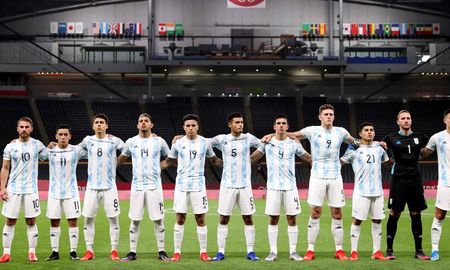 La Selección Argentina sub-23 enfrenta a Egipto para mantenerse con chances de clasificar a segunda ronda de los Juegos Olímpicos de Tokio. La Selección Argentina sub-23 enfrenta a Egipto para mantenerse con chances de clasificar a segunda ronda de los Juegos Olímpicos de Tokio.