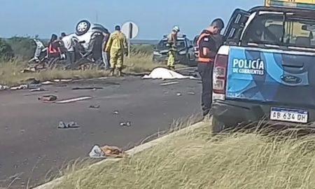 Así fue el choque a la altura de Corrientes. Foto gentiliza (LT7 noticias). Así fue el choque a la altura de Corrientes. Foto gentiliza (LT7 noticias).