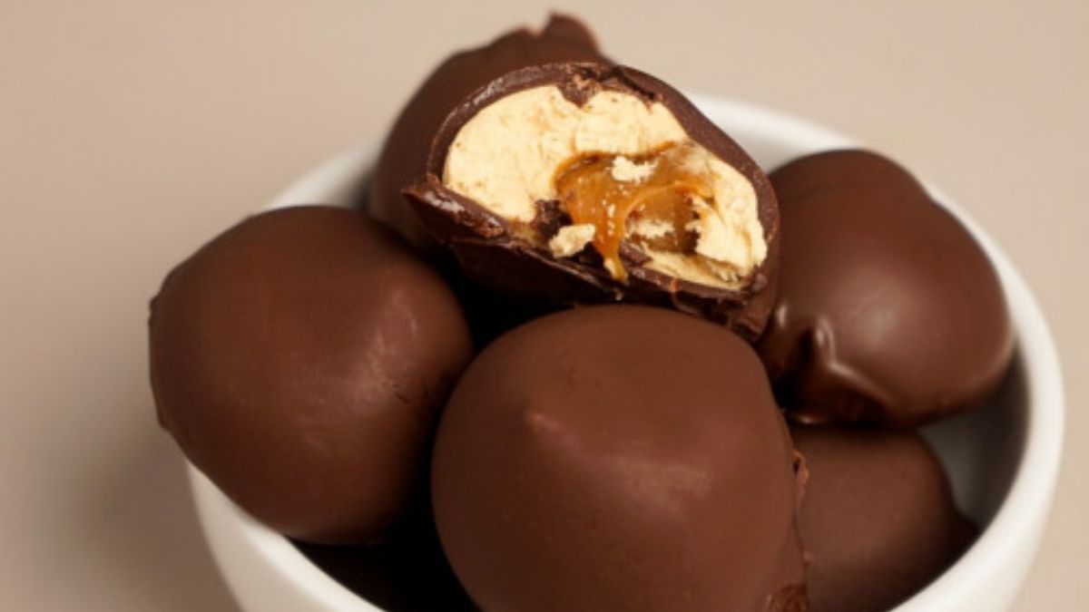 Todos los detalles para hacer bombones helados de la mano de Cocineros Argentina.