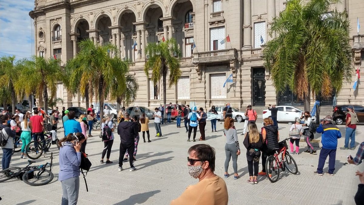 Desde el comienzo de la cuarentena por la pandemia del coronavirus cerraron entre 7 y 8 gimnasios en la&nbsp;ciudad de&nbsp;Santa Fe.&nbsp;
