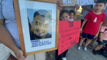 Piden justicia los familiares y amigos de Tomi Molinas, el joven fallecido en un accidente