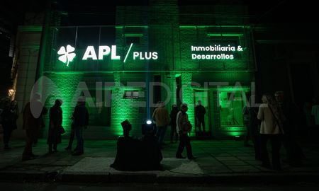 La oficina de APL Plus está ubicada en Belgrano casi Bv. Gálvez, en pleno barrio Candioti de la ciudad de Santa Fe. La oficina de APL Plus está ubicada en Belgrano casi Bv. Gálvez, en pleno barrio Candioti de la ciudad de Santa Fe.