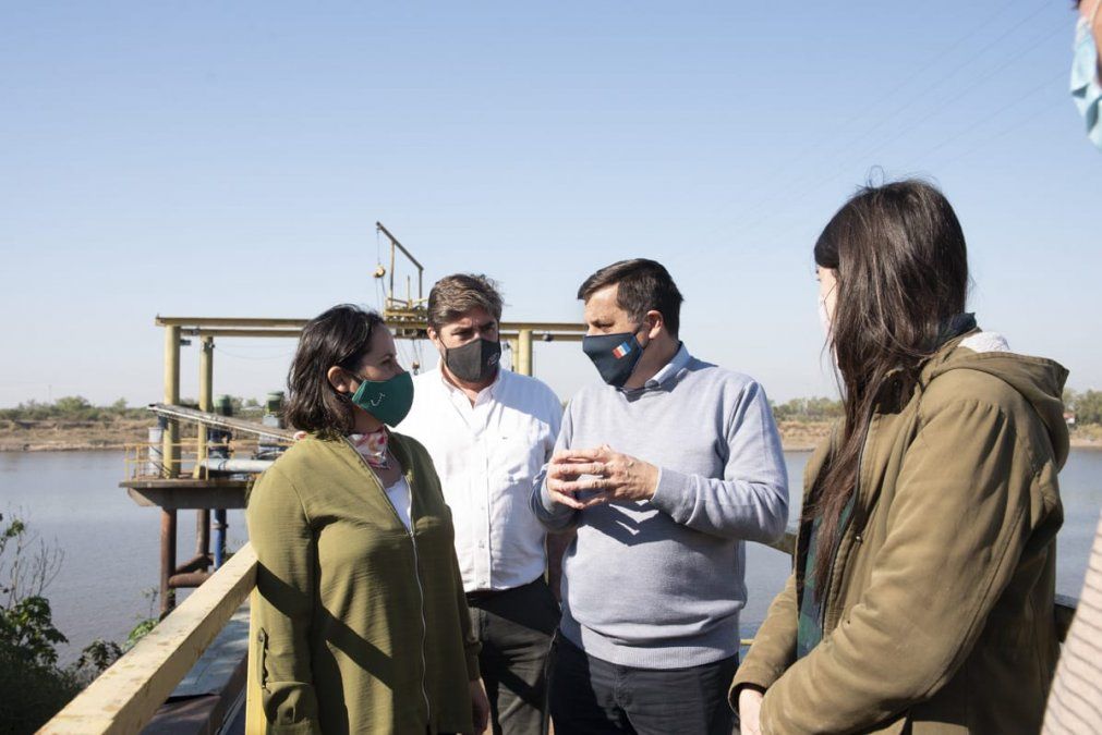 Jorgelina Mudallel participó de una mesa de trabajo con el titular y representantes de Aguas Santafesinas SA.&nbsp;