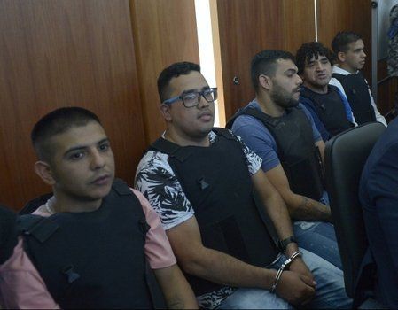 Ahora sí piden juzgar a Los Monos por narcotráfico