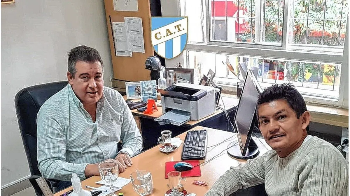 Miguel Abbondandolo junto a Luis Rodríguez en Atlético Tucumán. Miguel Abbondandolo junto a Luis Rodríguez en Atlético Tucumán.