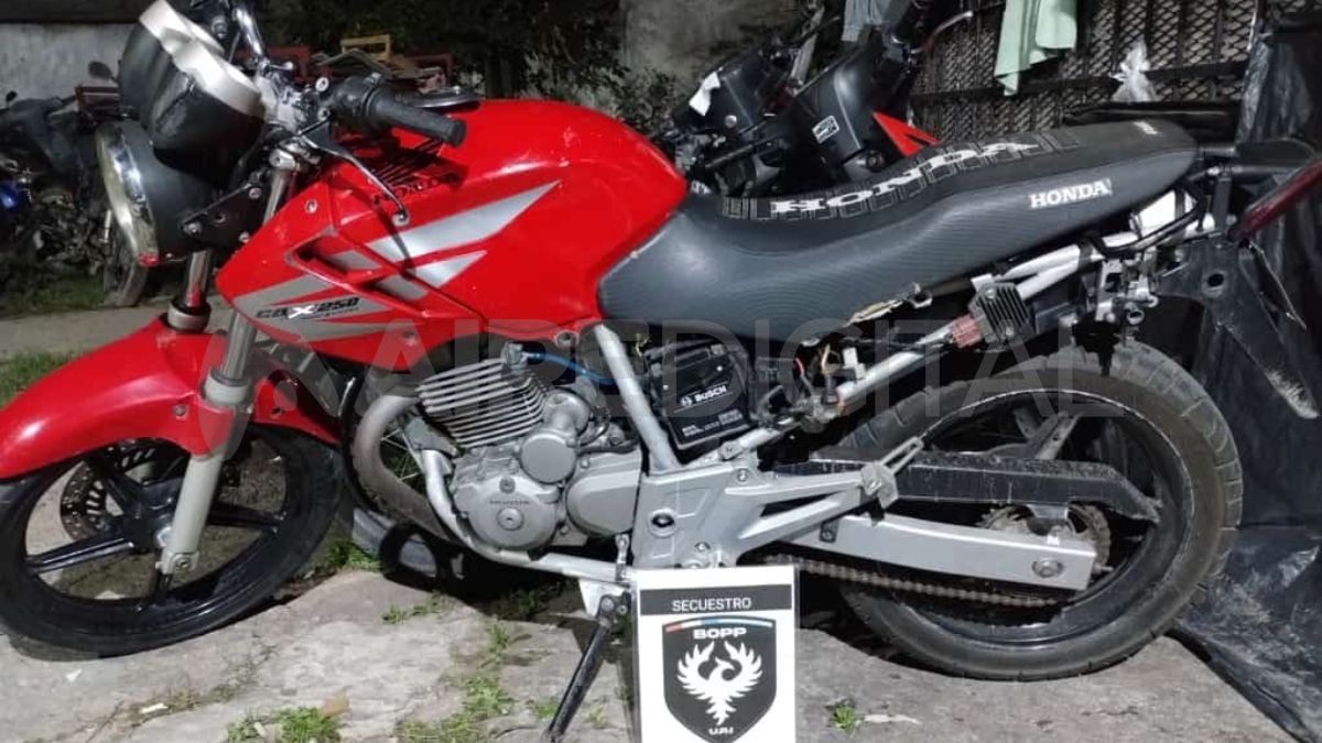 Guadalupe Oeste: retuvieron una moto que contaba con pedido de secuestro por robo