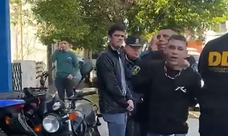 Los voy a matar a todos: la escalofriante amenaza de uno de los detenidos por el crimen de Morena en Lanús Los voy a matar a todos: la escalofriante amenaza de uno de los detenidos por el crimen de Morena en Lanús