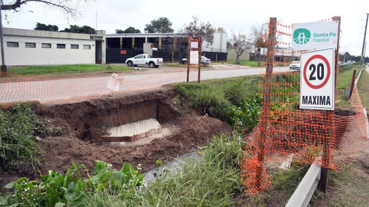 La Municipalidad de Santa Fe ejecuta la primera etapa de la obra. La Municipalidad de Santa Fe ejecuta la primera etapa de la obra.