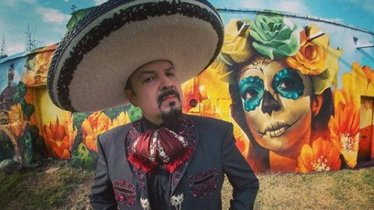 Pepe Aguilar.