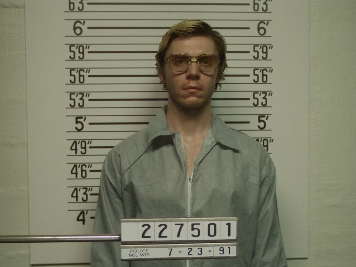 Imágenes reales del cuarto de Jeffrey Dahmer del archivo del FBI