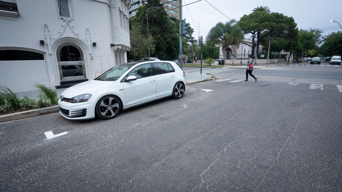 El Ejecutivo local no pudo avanzar con la implementación del programa de Estacionamiento Social Asistido. El Ejecutivo local no pudo avanzar con la implementación del programa de Estacionamiento Social Asistido.