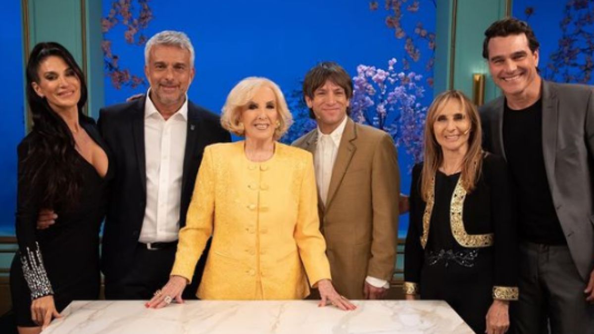 Mirtha Legrand recibió a cinco invitados de lujo este domingo. Mirtha Legrand recibió a cinco invitados de lujo este domingo.