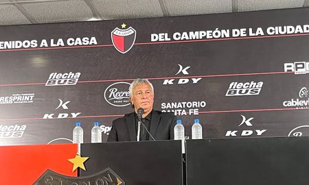 Néstor Gorosito hizo autocrítica sobre el juego de Colón en el triunfo ante Banfield, además comentó cuándo puede volver a jugar Facundo Farías. Néstor Gorosito hizo autocrítica sobre el juego de Colón en el triunfo ante Banfield, además comentó cuándo puede volver a jugar Facundo Farías.