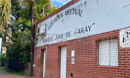 Vecinos del Parque Juan de Garay, manifestaron su preocupación por incrementos en hechos de inseguridad. Vecinos del Parque Juan de Garay, manifestaron su preocupación por incrementos en hechos de inseguridad.