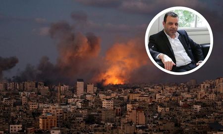 El encargado de la Embajada de Palestina en Argentina, Riyad Alhalabi, habló en AIRE sobre la mirada palestina del conflicto en Israel. El encargado de la Embajada de Palestina en Argentina, Riyad Alhalabi, habló en AIRE sobre la mirada palestina del conflicto en Israel.