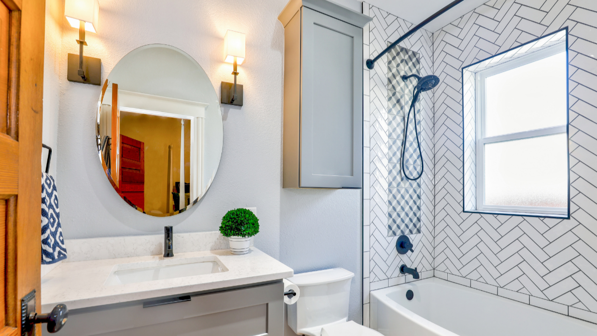 Los mejores trucos para decorar un baño pequeño.