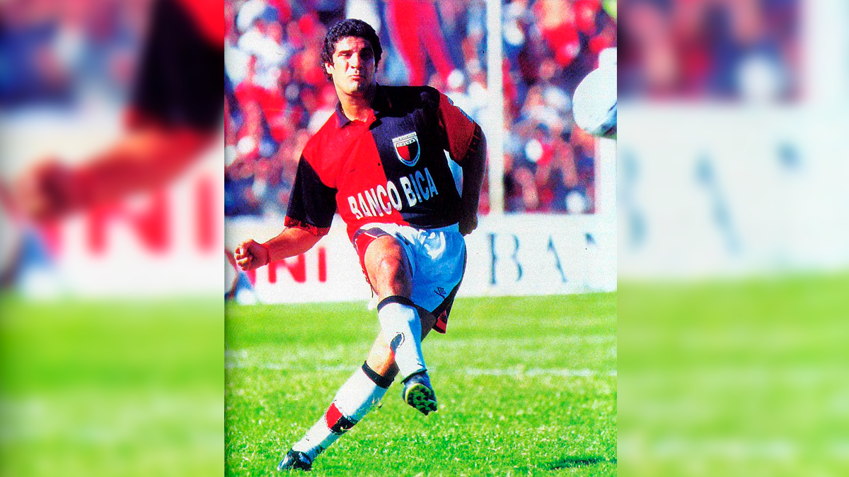 Marcelo Saralegui brilló en el mediocampo de Colón entre 1995 y 1998.